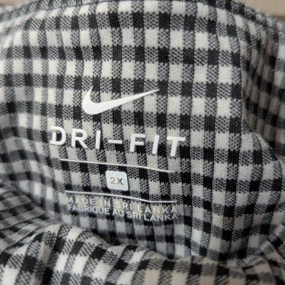 Nike black and white checkered exercise short 2X - Picture 3 of 6
